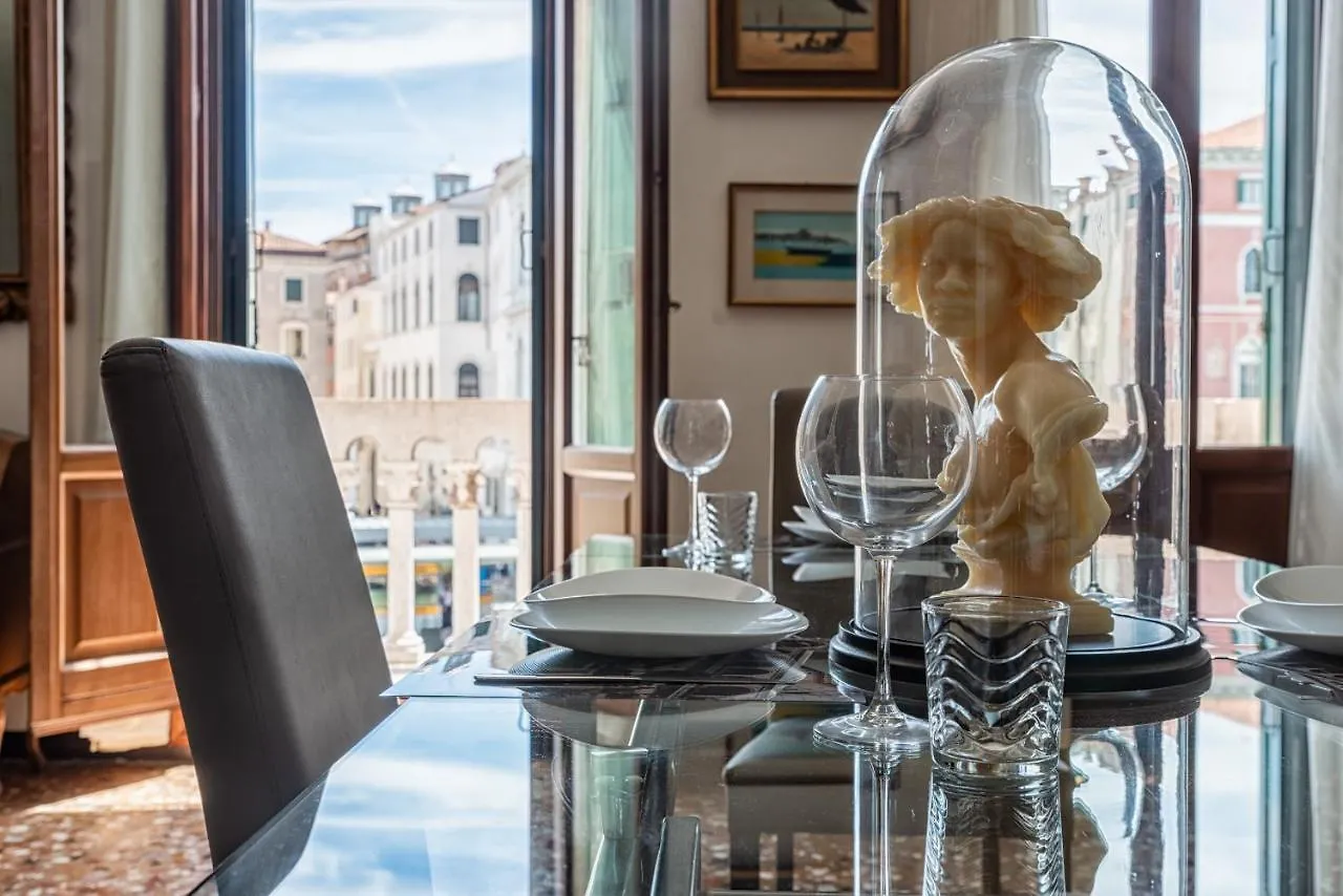 Royal Rialto Apartment - Grand Canal View Venice