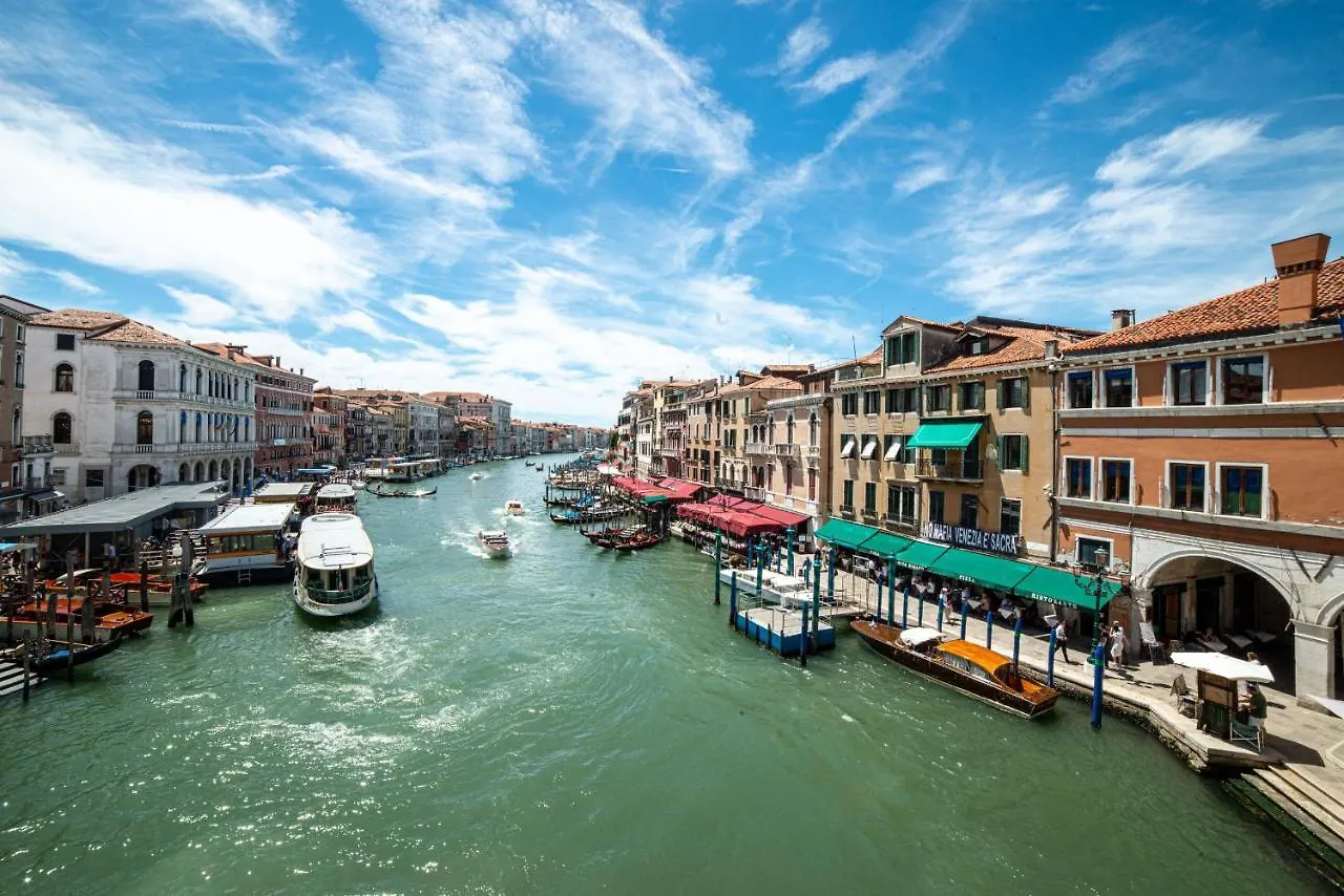 Royal Rialto Apartment - Grand Canal View Венеция Италия