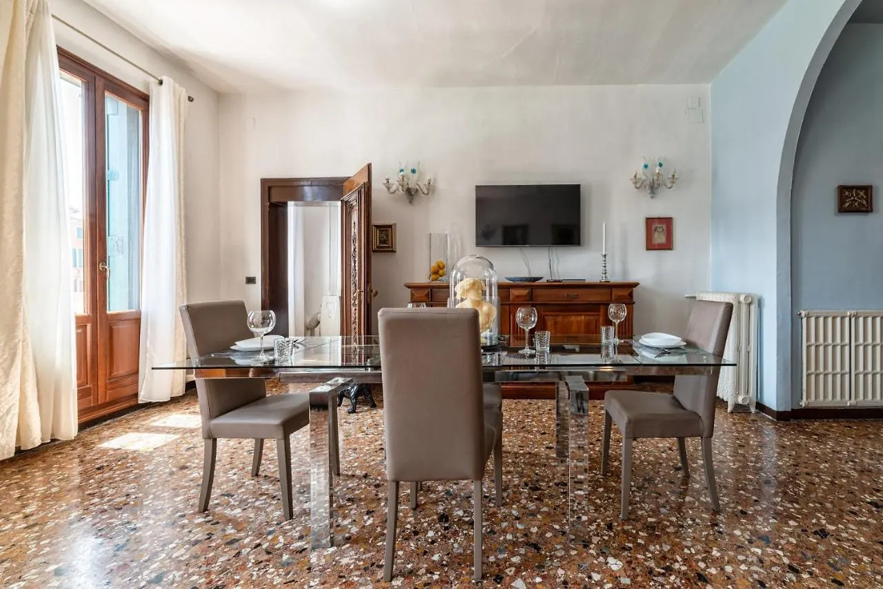 Royal Rialto Apartment - Grand Canal View Венеция