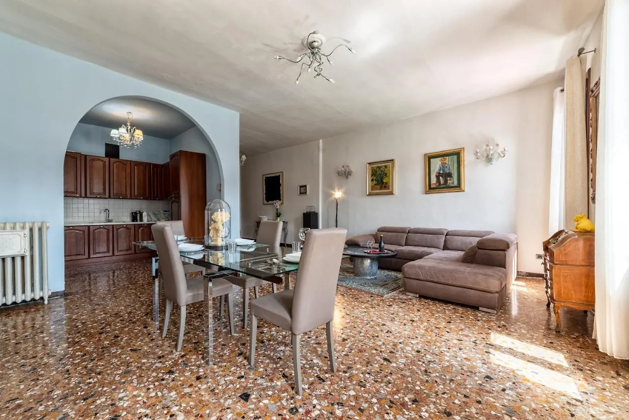 Royal Rialto Apartment - Grand Canal View Венеция 0*,  Италия