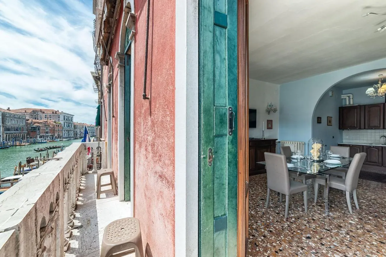 Royal Rialto Apartment - Grand Canal View Венеция