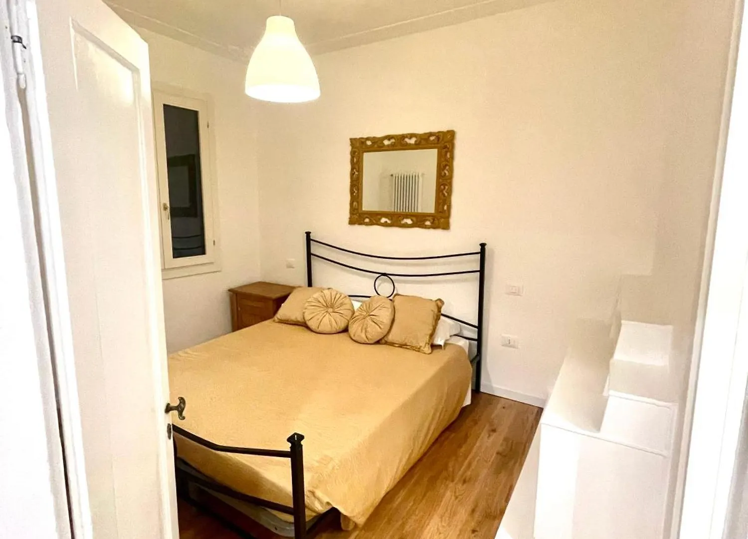 Royal Rialto Apartment - Grand Canal View Венеция 0*,  Италия